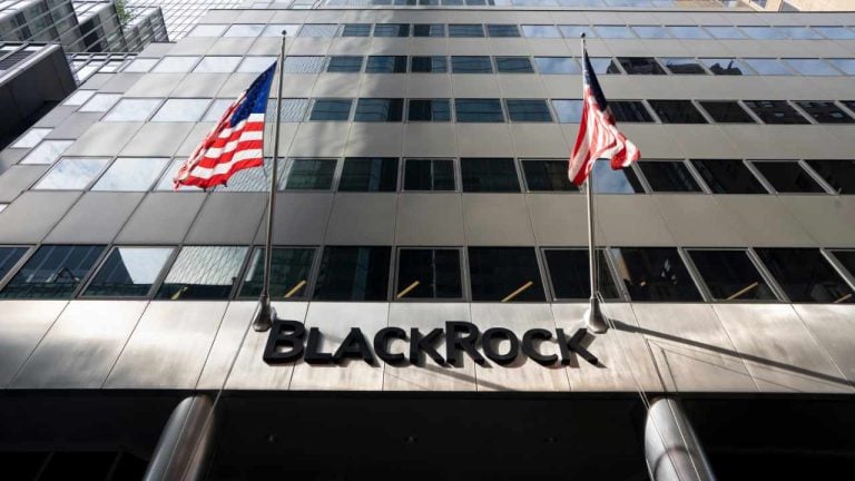 BlackRock Throws Weight Behind CLARITY Act as Senate Races Clock