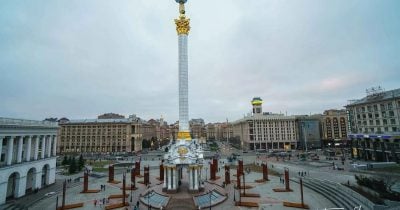 Russian Missile Barrage Hits Kyiv, Raising Fears of a Wider Advance