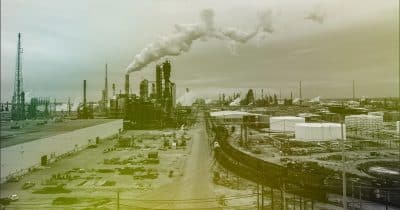 Trump Proposes US Help Rebuild Iran in Exchange for Half of Its Oil
