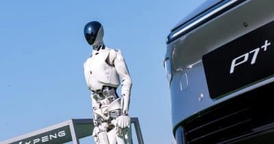 Xpeng CEO He Xiaopeng Takes Direct Oversight of Robotics Unit, Targets Year-End Mass Production of IRON Robot