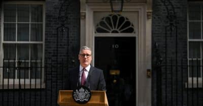 Starmer Resigns as UK Prime Minister, Clouding Digital Asset Policy Future
