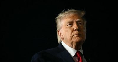 Trump Ties FISA Renewal to Voting Bill, Complicating Capitol Hill Talks