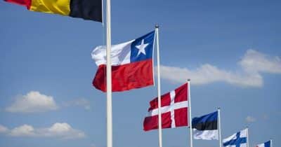 Chile Abandons 2030 Budget Target as Debt Rises, Risking Credit Rating Hit