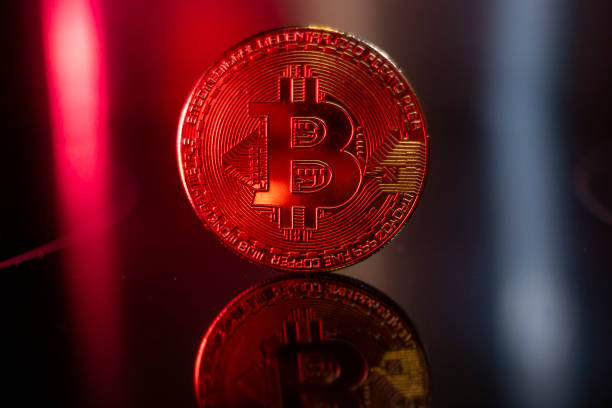 Bitcoin ETF Holdings Plunge to Negative Territory as May Outflows Accelerate