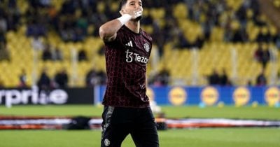 Manchester United Set to Allow Altay Bayindir Exit for Regular Playing Time