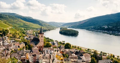 German Private-Sector Activity Shrinks for Second Month as War Strains Economy