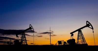 EU Weighs Freezing Russian Oil Price Cap as Iran Conflict Roils Markets