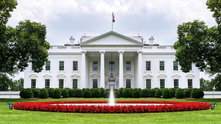 Senate Faces Four-Day Window to Pass Crypto CLARITY Act as White House Considers Ethics Deal