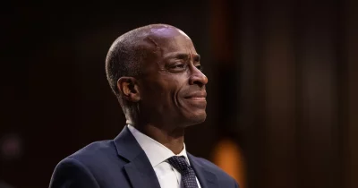 Fed Vice Chair Jefferson Highlights AI, Energy Shocks, Trade Risks at BOJ Conference