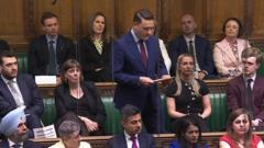 Streeting's Resignation Weakens Starmer — a Delay on UK Crypto Rules That Could Help Bitcoin