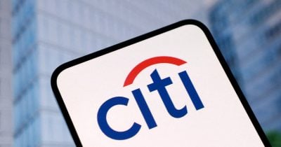 Former Citigroup Director Sues, Raising Questions Over Trump Account Handling
