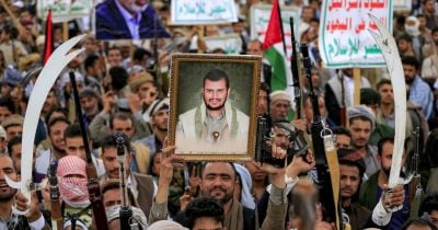 Houthis Deploy Missiles and Drones in Red Sea Amid US-Iran Tensions