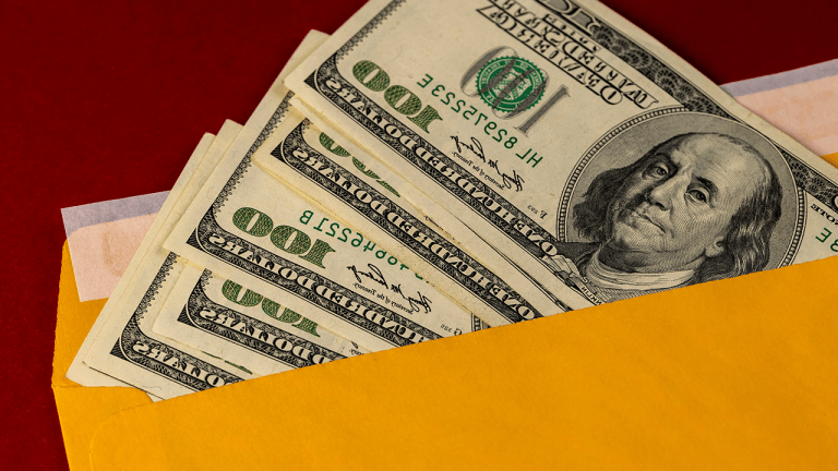 Walter Castanedo Finds $10,000 in Cash Stashed in Basement of $1,000 House