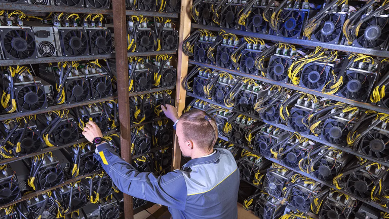 Bitcoin Mining Revenue Jumped $38.93M in July, Data Shows