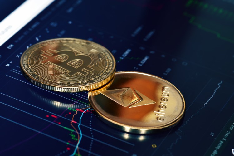 Bitcoin Sharpe Ratio Turns Negative as Market Loses Ground
