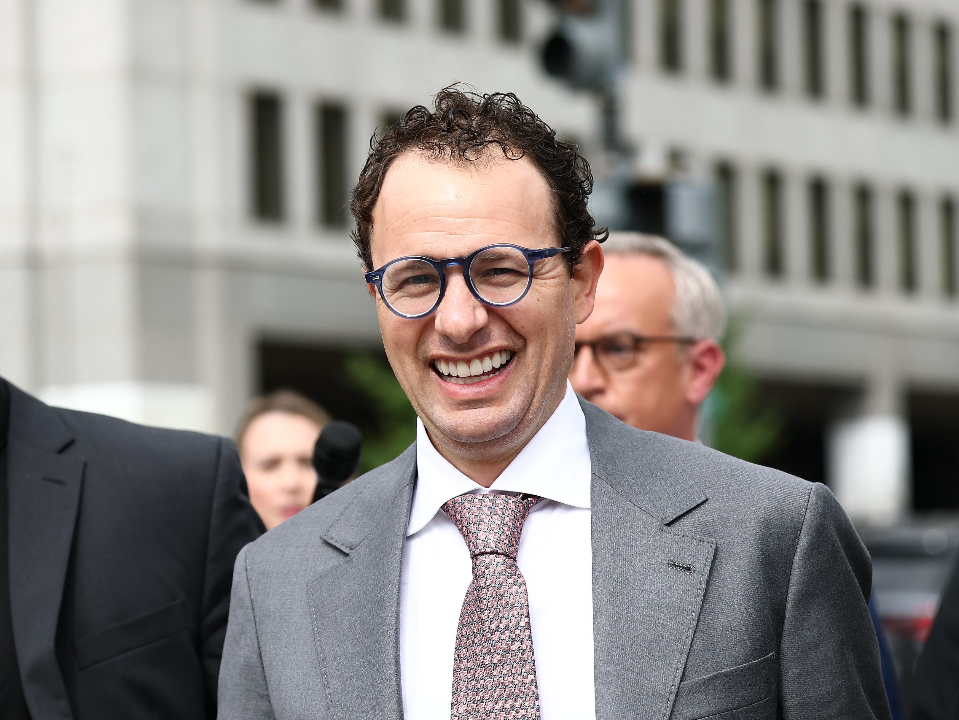 Anthropic Pledges 5% of Shares to Public Benefit Corporation as Musk and Luckey Push Back