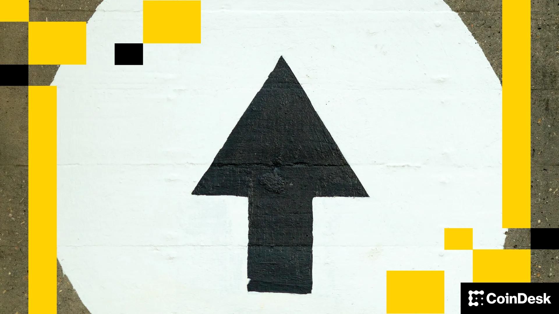 Bitcoin Climbs Above $74,000 Amid Easing Middle East Tensions