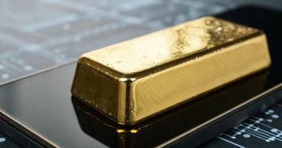 Covered-Call Vaults Give Tokenized Gold a Yield