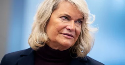 Lummis Backs CLARITY Act to End US Crypto Regulatory Uncertainty