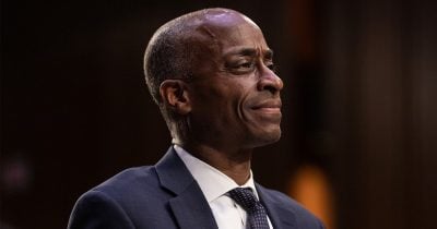 Fed's Jefferson Warns of Possible Policy Shift as Inflation Persists — Crypto on Alert