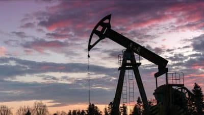 Brent Crude Jumps $2 as US-Iran Ceasefire Uncertainty Stalls Markets