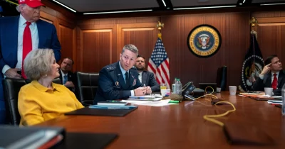 Trump Heads to Situation Room for Iran Deal Final Call as Bitcoin Holds Near $78K