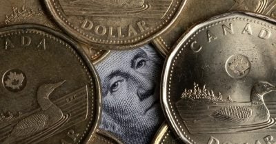 Canadian Dollar Rises to One-Month High on Oil Rally; Gold $4,600 Bet Is a Long Shot