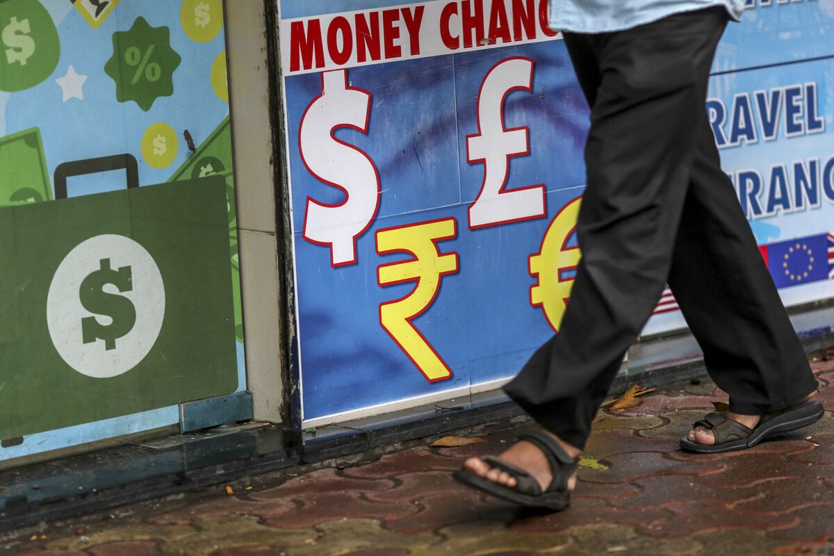 India's Bond Inflows Tighten INR Liquidity, Creating Stablecoin Arbitrage Openings