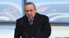 David Sullivan trodser råd og møder op til West Hams cup-kamp