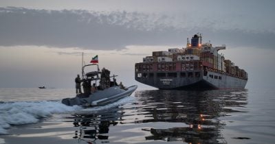 Iran Demands Crypto Tolls for Strait of Hormuz as Red Sea Shipping Halts