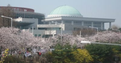 South Korea Calls Emergency Meeting After KOSPI's Historic Collapse