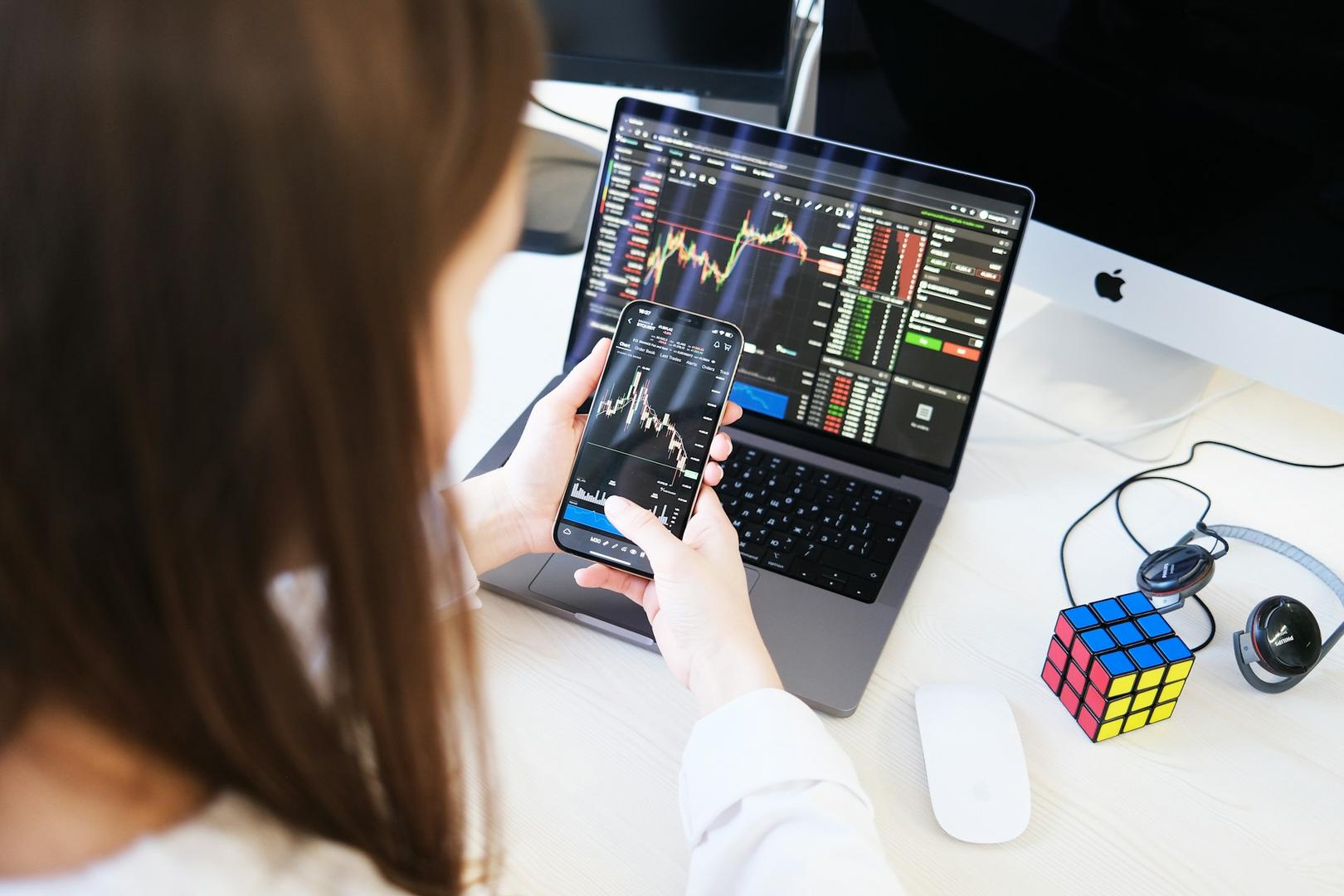 Deribit Flags $60,000 as Bitcoin's Critical Level Amid Options Confluence