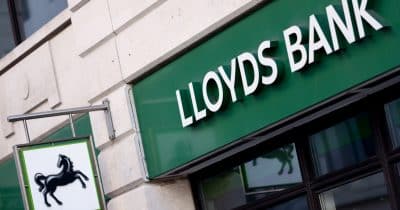 Lloyds Banking Group to Hire 300 Tech Experts for AI and Blockchain Push