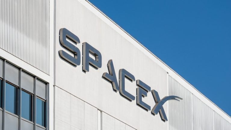 ARK Invest Buys 3.3M SpaceX Shares After Nasdaq Debut; SpaceX Holds 18,712 Bitcoin