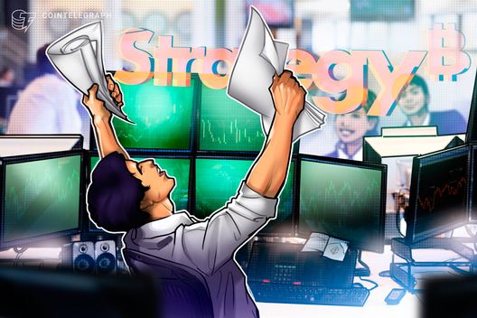 MicroStrategy Stock Surge Signals Renewed Risk Appetite as Bitcoin Nears Bottom