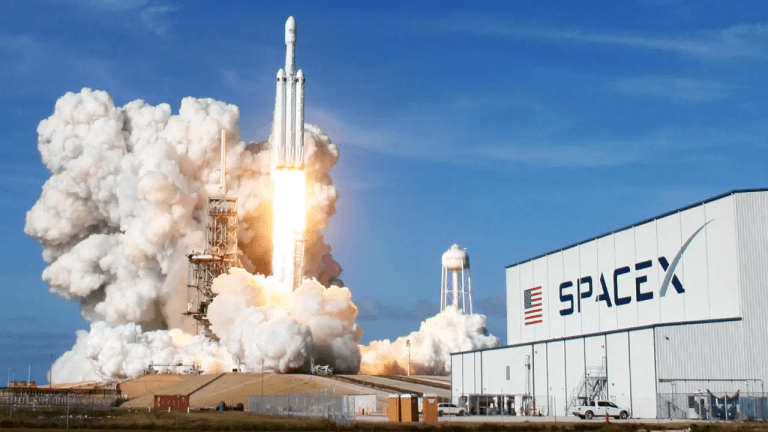 SpaceX Sets IPO Price at $135 Per Share, Eyes $1.75 Trillion Market Cap