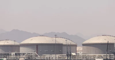 Oil Surges Over 2% After US Strikes in Iran Dash Peace Hopes