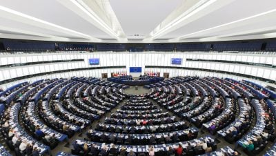 France Pushes Stablecoin Swap Tax Vote to November 3
