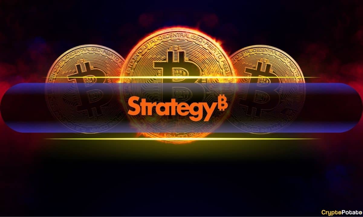 Strategy Pauses Bitcoin Buys, Boosts USD Reserve by $525M