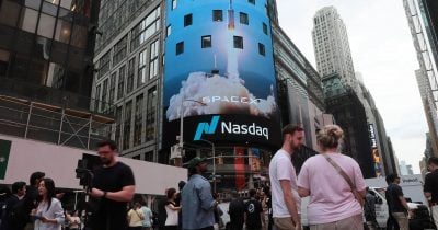 Short Sellers Earn $15.5 Billion Betting Against SpaceX Since IPO
