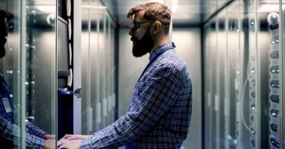 Power Volatility Costs AI Data Centers Billions, Pushes Bitcoin Miners to AI Hosting