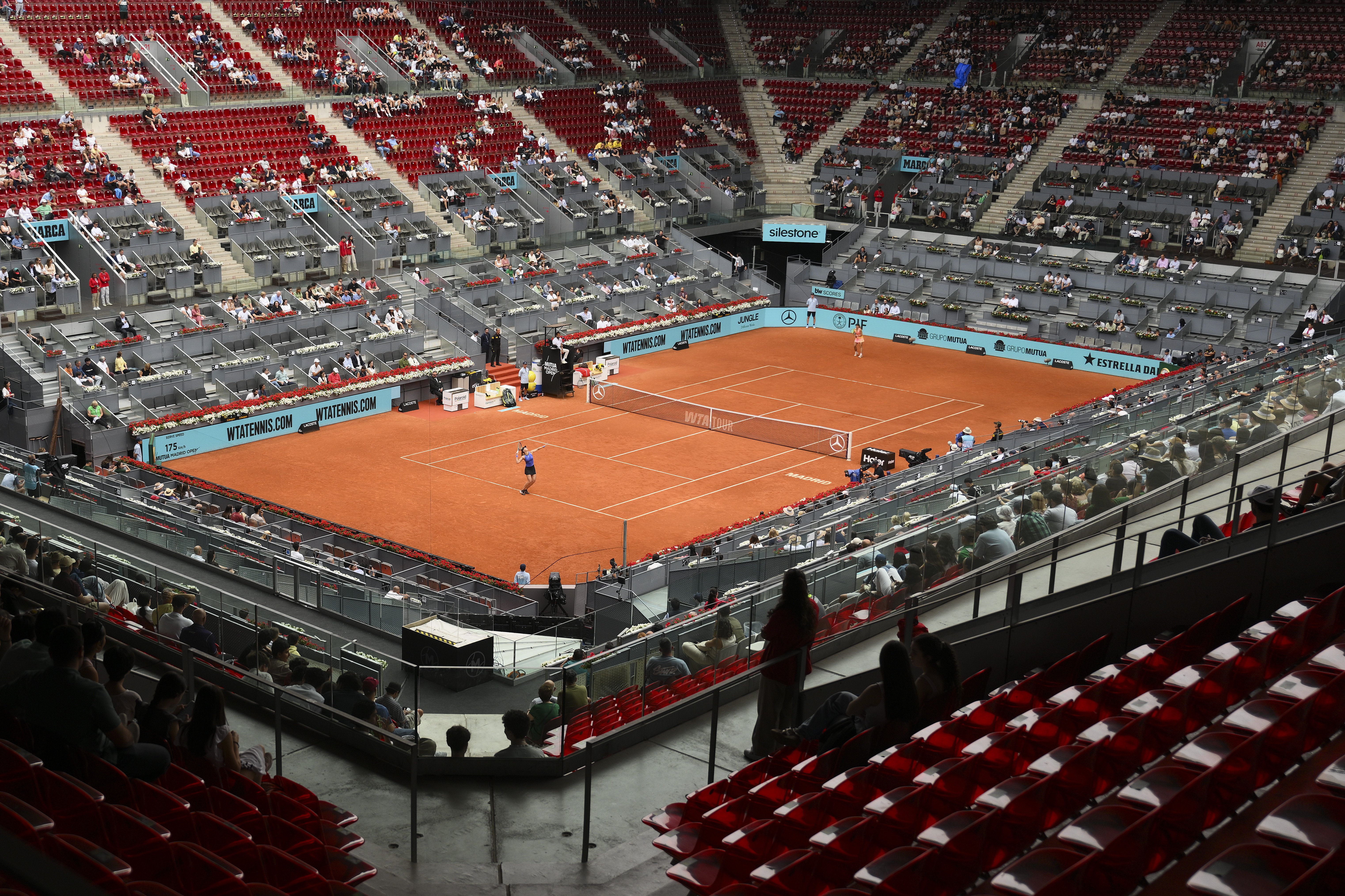 Fans Bypass Geo-Blocks to Stream Madrid and French Opens for Free Using VPNs, Crypto Payments Surge