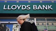 Lloyds banking outage locks thousands out of mobile apps – crypto angle emerges