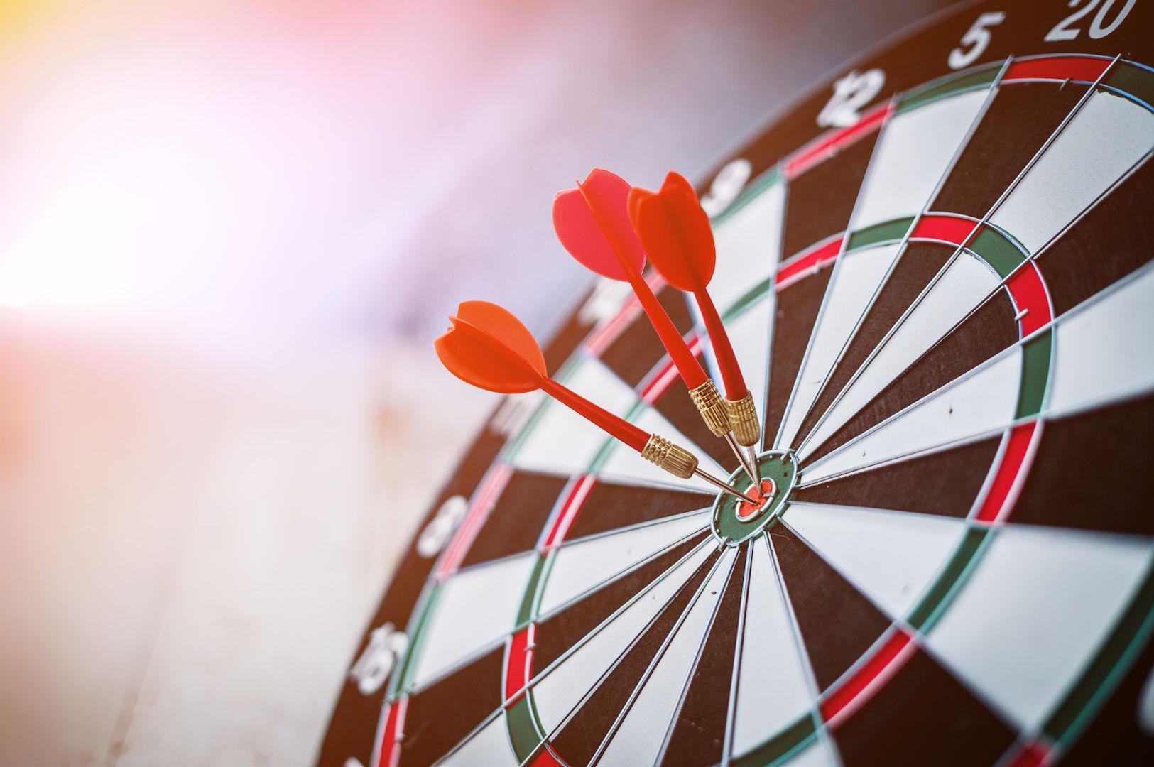 Bitcoin Bulls Eye $125,000 as Funding Rates Hit 2023 Lows Amid US‑Iran Peace‑Driven Risk‑On Rally