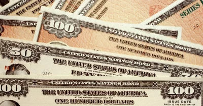 Long-Term US Bond Yields Surge Above 5%, Raising Economic Concerns