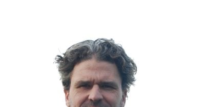 Dave Eggers Tells OpenAI Staff ChatGPT's Effect on Education Is Catastrophic