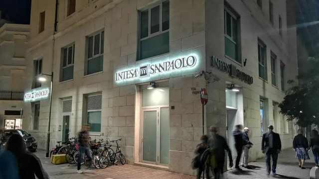 Intesa Sanpaolo Doubles Crypto Holdings to $235M, Adds Ethereum for First Time