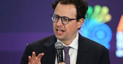 Anthropic CEO Urges Governments to Block Risky AI Models