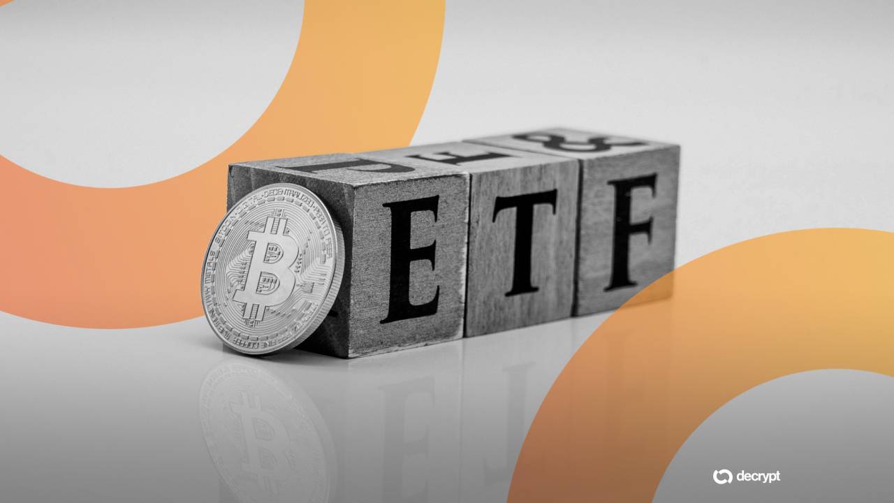 Spot Bitcoin ETFs Log $2.1 Billion Inflows Over Nine‑Day Streak, On‑Chain Demand Remains Negative