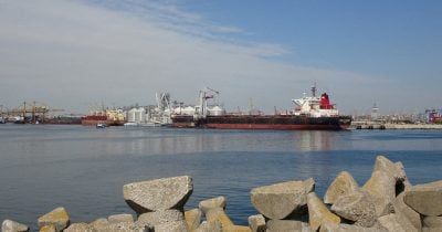 Russia Strikes Ukrainian Ships, Mykolaiv Port in Black Sea Escalation